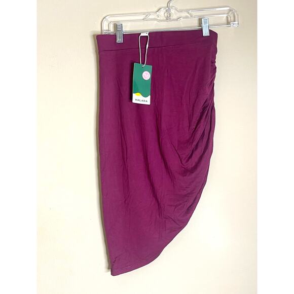 Halara Small  Mid Rise Ruched Asymmetrical Hem Bodycon Skirt NWT - Picture 5 of 7